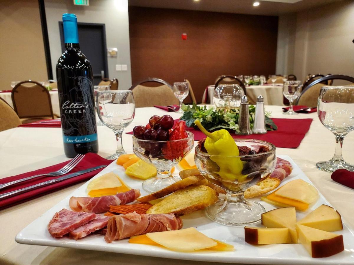 Holiday Inn Clarkston - Lewiston By Ihg Buitenkant foto